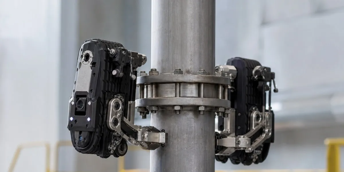 Nexterity's bolt robot fits in a Pelican case and turns four at once